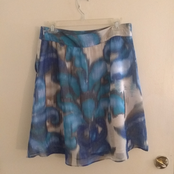 apostrophe statement skirt - Picture 2 of 6